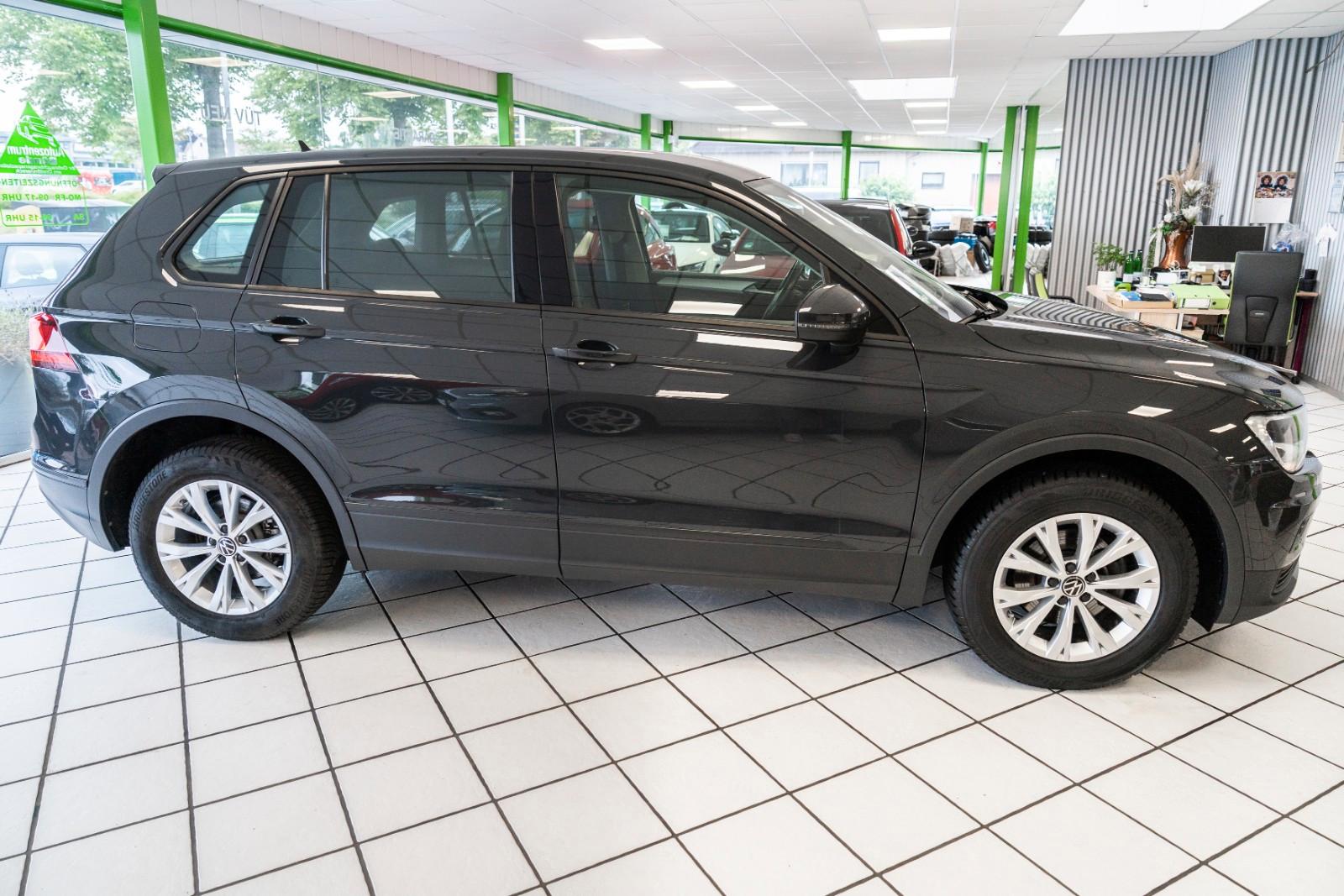 Volkswagen Tiguan 4Motion 1.4 Benzin Automatik AHK Navi PDC