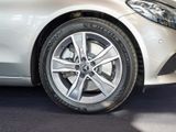 Mercedes-Benz C 300 T AVANTGARDE Rückfahrkamera LED Ambiente - Mercedes-Benz C 300 mit Benzin-Antrieb