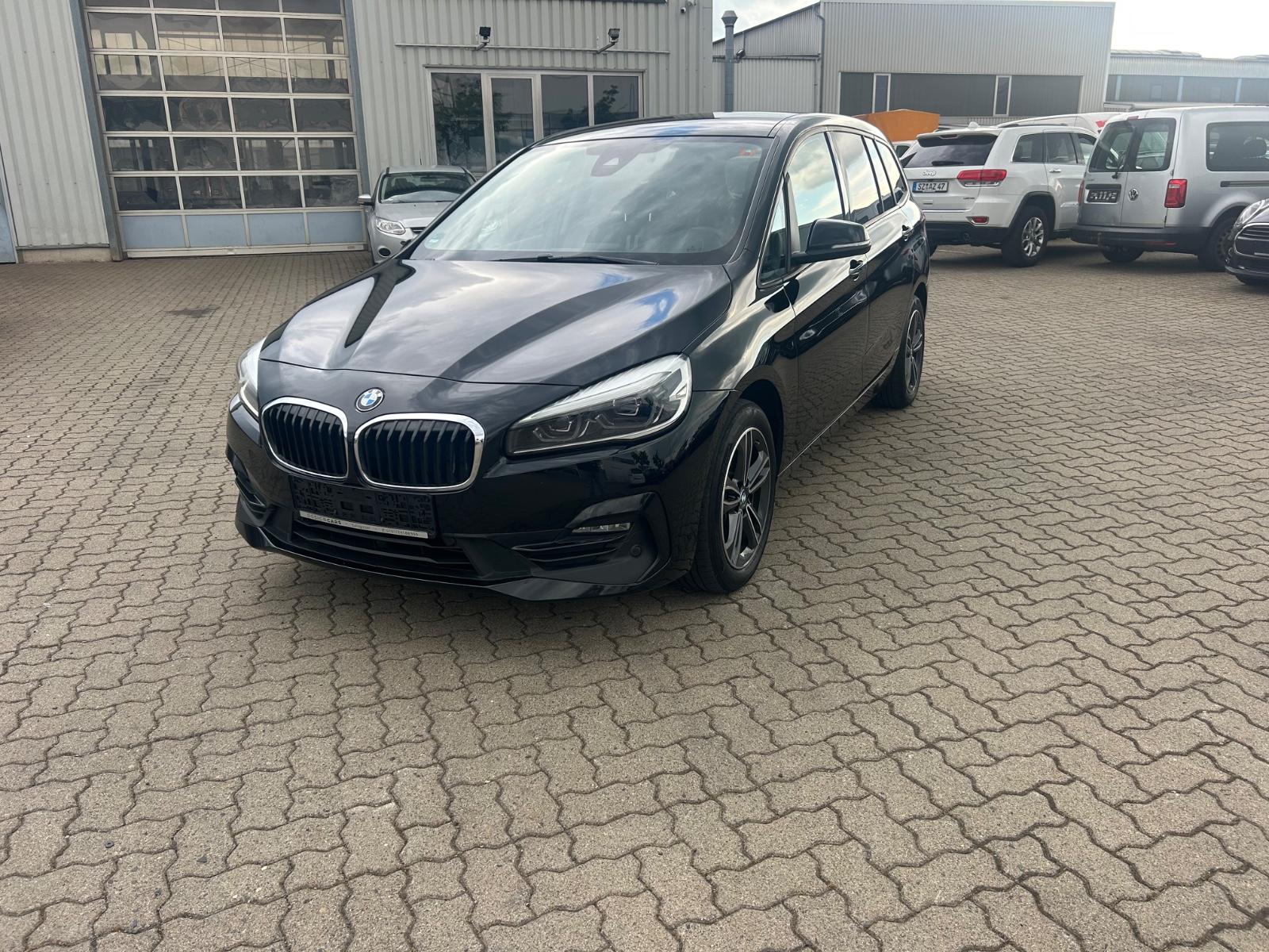 BMW 218 Gran Tourer-SPORTLINE-AUTOMATIK-NAVI-AHK-LED