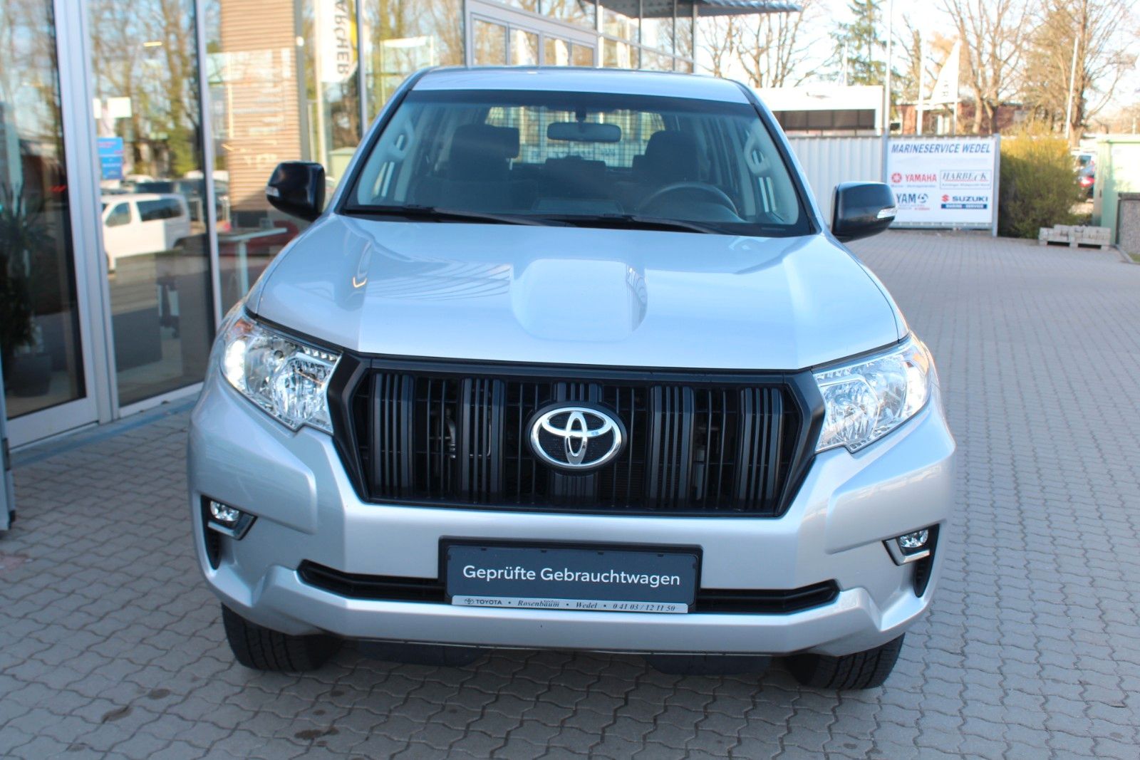 Toyota Land Cruiser Basis 2.8 Automatik*4x4*AHK*PDC*GJR foto 11