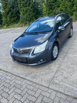 Toyota Avensis 1,6 Benzin - Toyota Avensis: 1.6