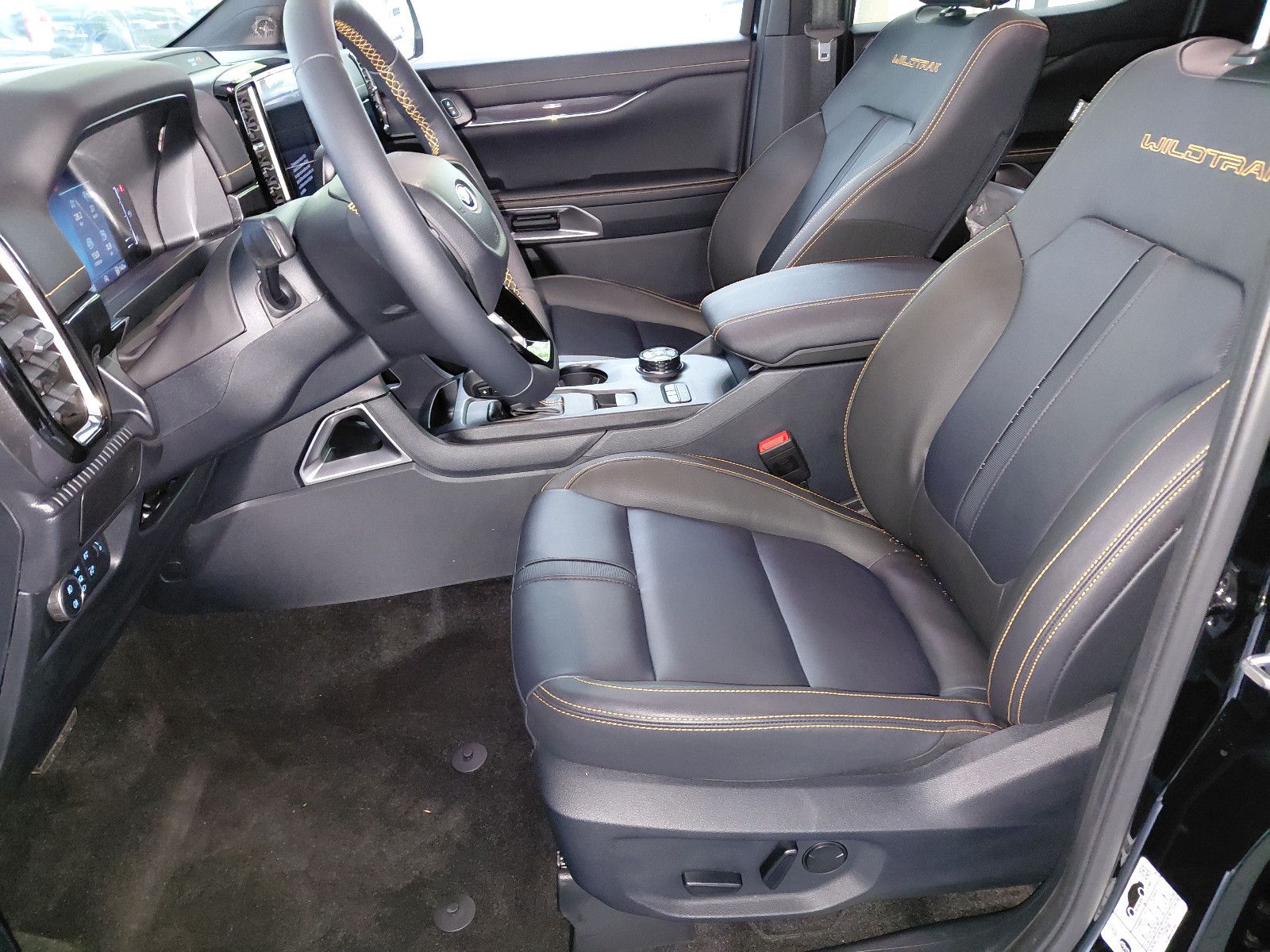 Ford Ranger Wildtrak e-4WD Doppelkabine imagem 3