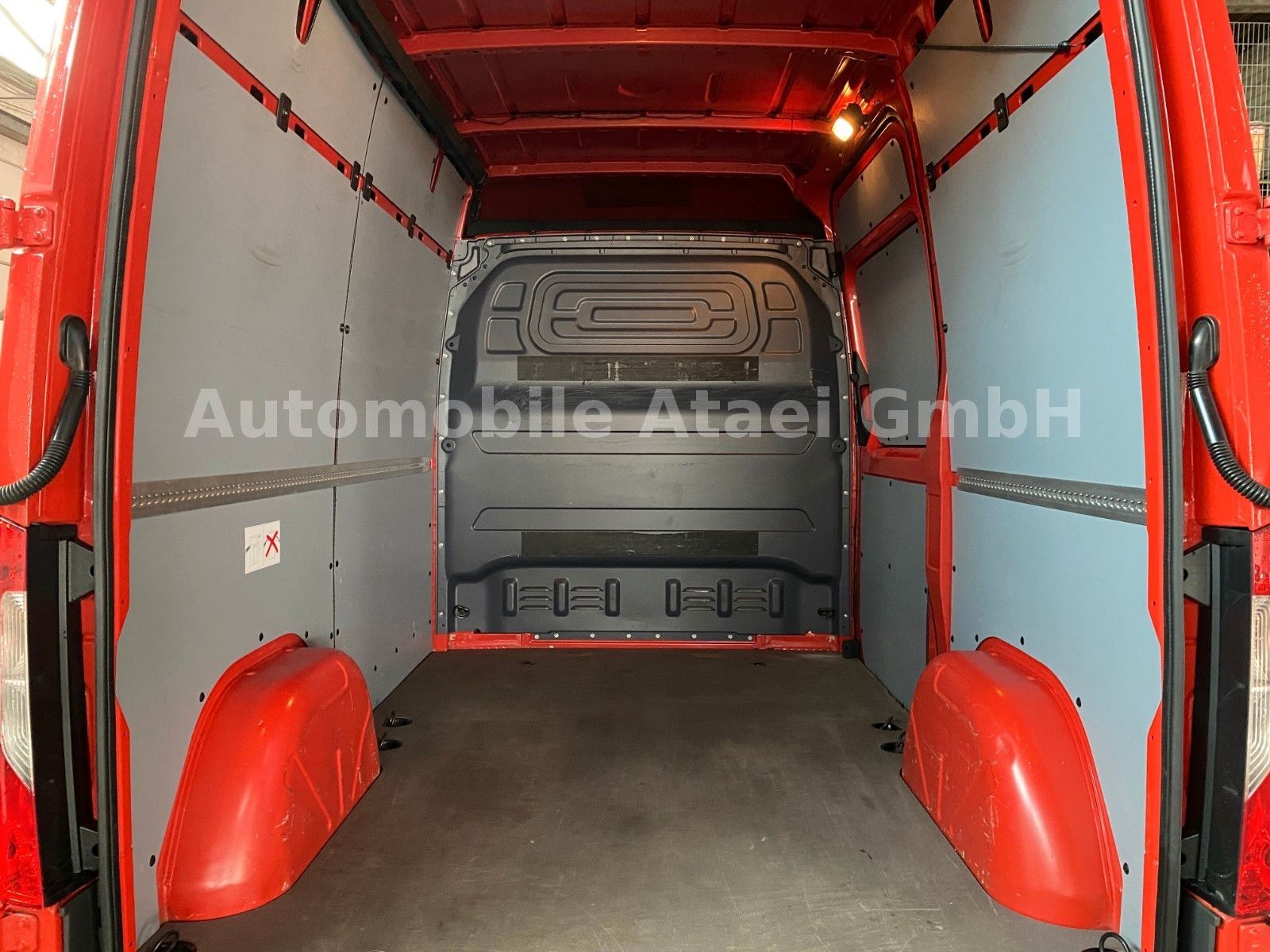 Fahrzeugabbildung Mercedes-Benz Sprinter 314 Automatik KLIMA+NAVI+TEMPOMAT 0068