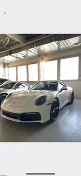 Porsche 992 Carrera Cabriolet Carrera - Porsche 992 von privat