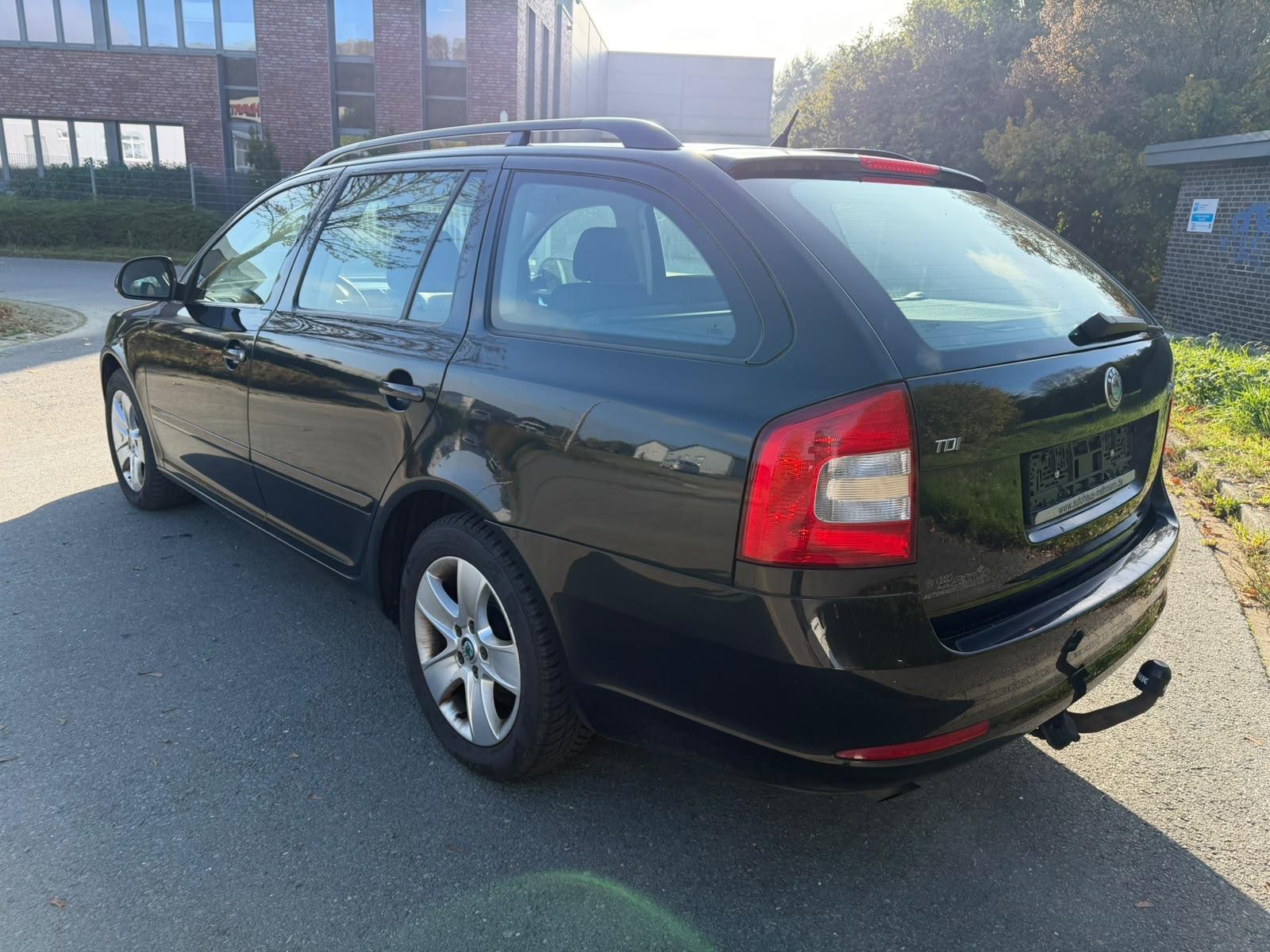 Skoda Octavia 2010 — photo 7