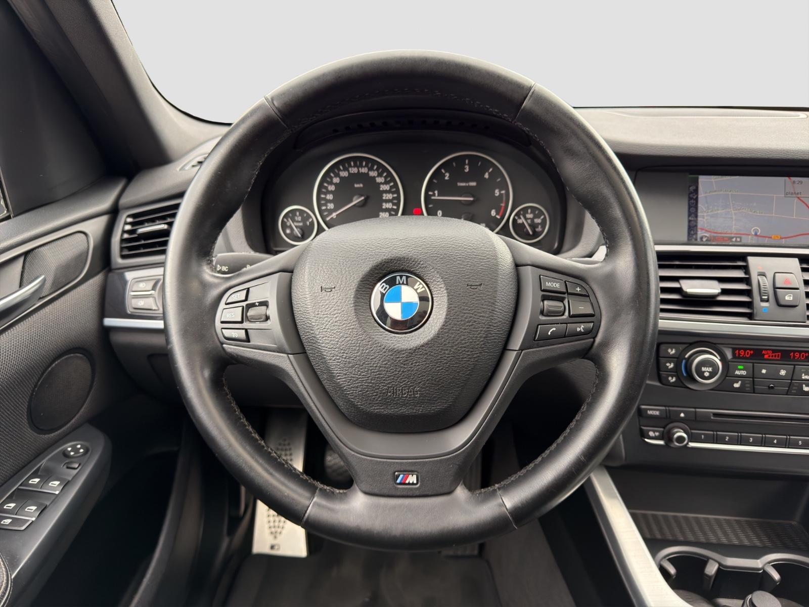 BMW X3 xDrive20d M Sport 184 ch BVM / Toit panoramique / Xénon / Attelage / Sièges chauffants
