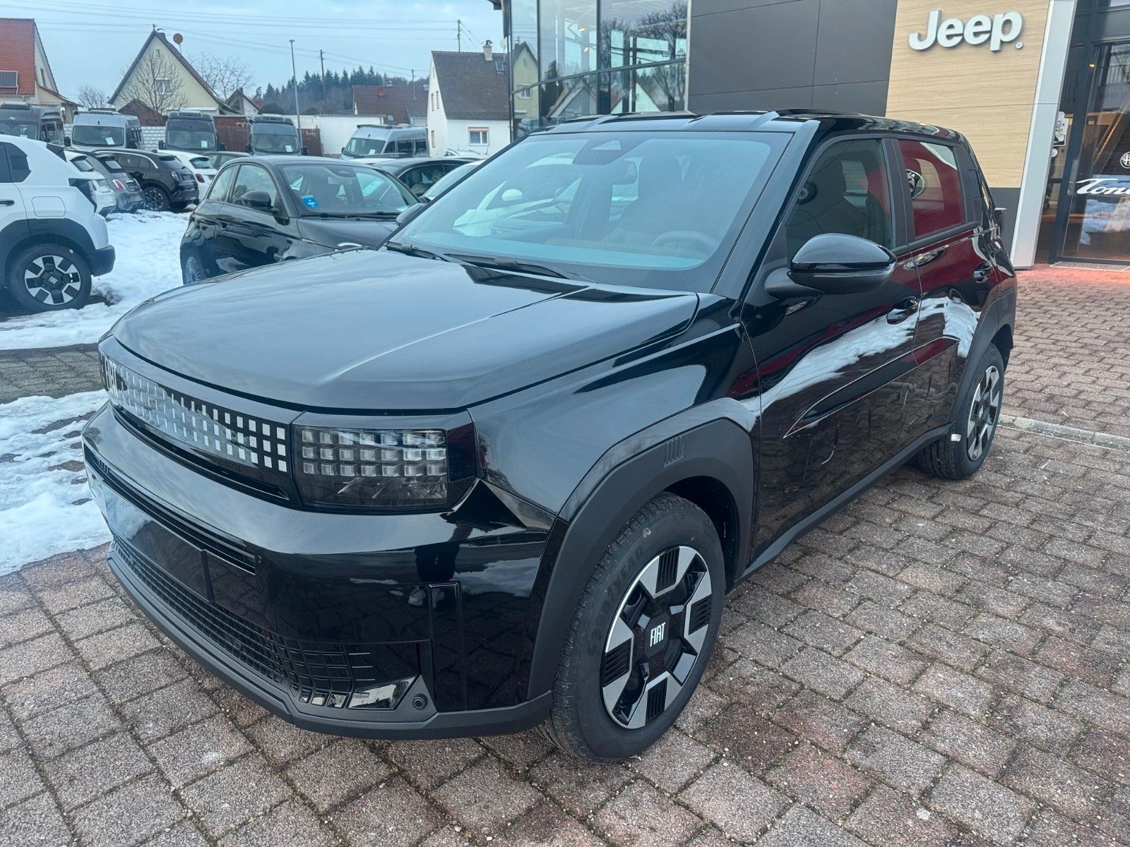 Fahrzeugabbildung Fiat Grande Panda 1.2 110PS Business Edition Navi