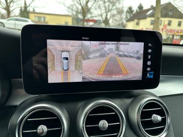 Fahrzeugabbildung Mercedes-Benz GLC 220d 4Matic AMG*Panorama*MBUX*Ambiente*