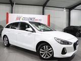 Hyundai i30CW 1.0 T-GDI FAMILY+ WHITE / PANORAMA / PDC - Hyundai i30: Cw