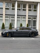 Porsche Panamera Turbo S E-Hybrid *Executive* - Porsche Panamera Turbo mit Hybrid-Antrieb (Benzin/Elektro)