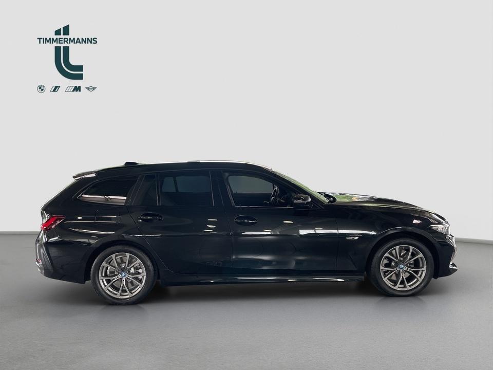 BMW 330e Touring Automatic Navi Bluetooth PDC MP3