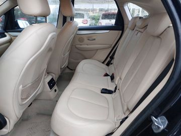 BMW 216 Active Tourer - 5
