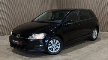 Volkswagen Golf - 1