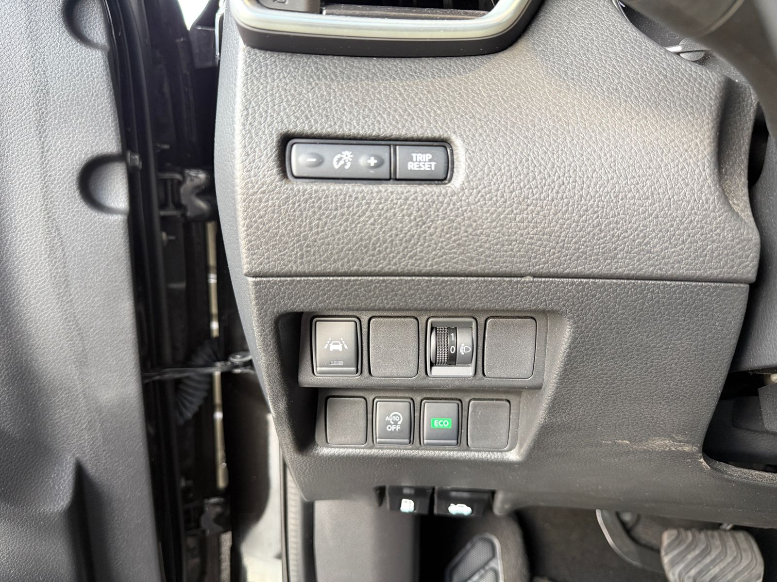 Fahrzeugabbildung Nissan Qashqai 1.3 DIG-T DCT ZAMA PANO NAV SHZ