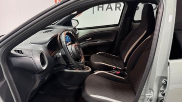 Fahrzeugverkauf 12 Toyota Aygo X Pulse LED SH Kamera