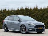 Ford Focus 2.0 TDCI Turnier ST-Navi-Leder-Xeonon-Eur6 - Ford Focus: Kombi, Tdci