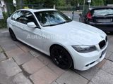 BMW 325 Baureihe 3 Lim. 325i Automatik - aus 2011: Auto