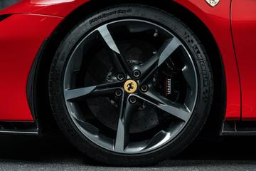2019 Ferrari SF90 缩略图 11