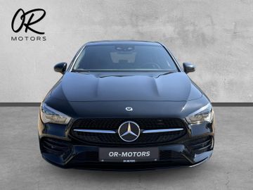 Mercedes CLA 200 Shooting Brake - 8