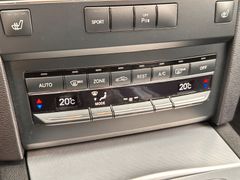MERCEDES-BENZ E 200 CGI Coupe*Bi-Xenon*Comand*Leder*Memory