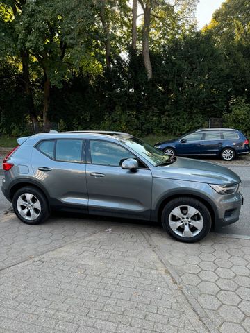 Volvo XC 40 D3 Momentum ~ Pano/H&K/Navi/PD...