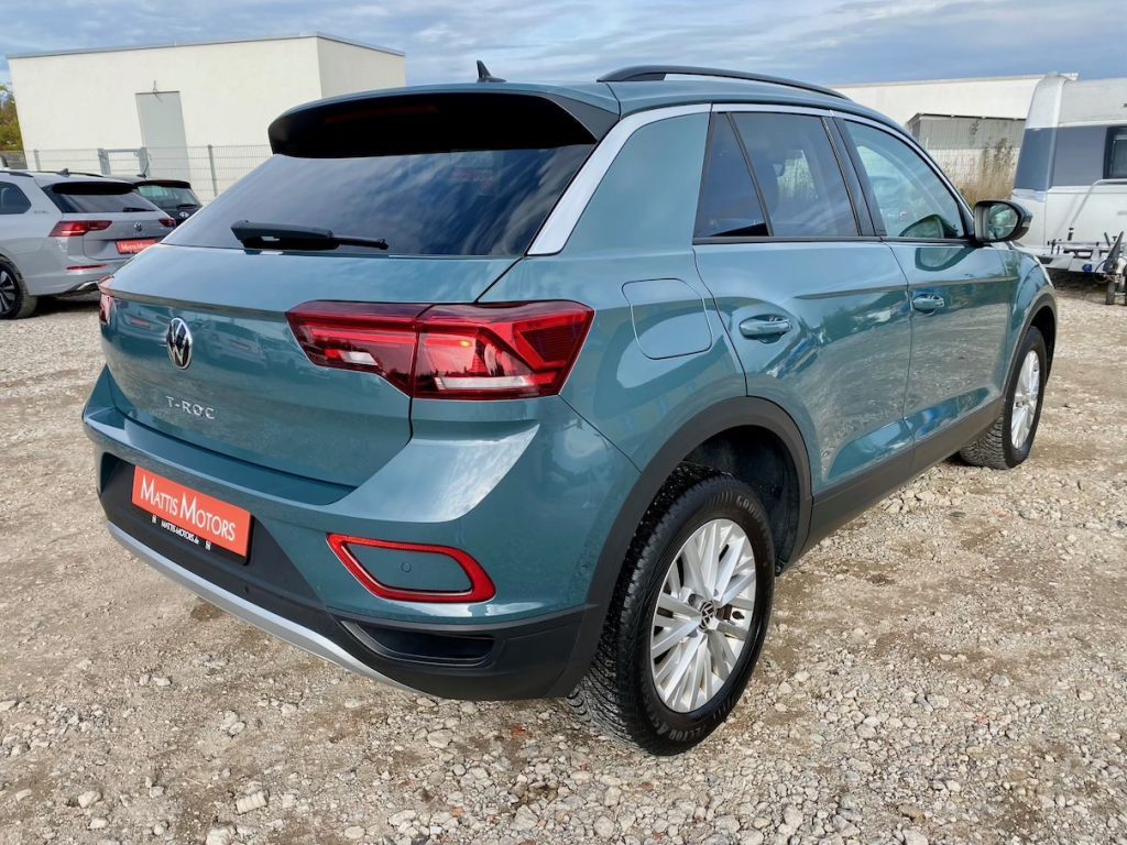 Fahrzeugabbildung Volkswagen T-Roc 1.0 AAC KLIMAAUT SHZ NAVI CARPLAY GJR
