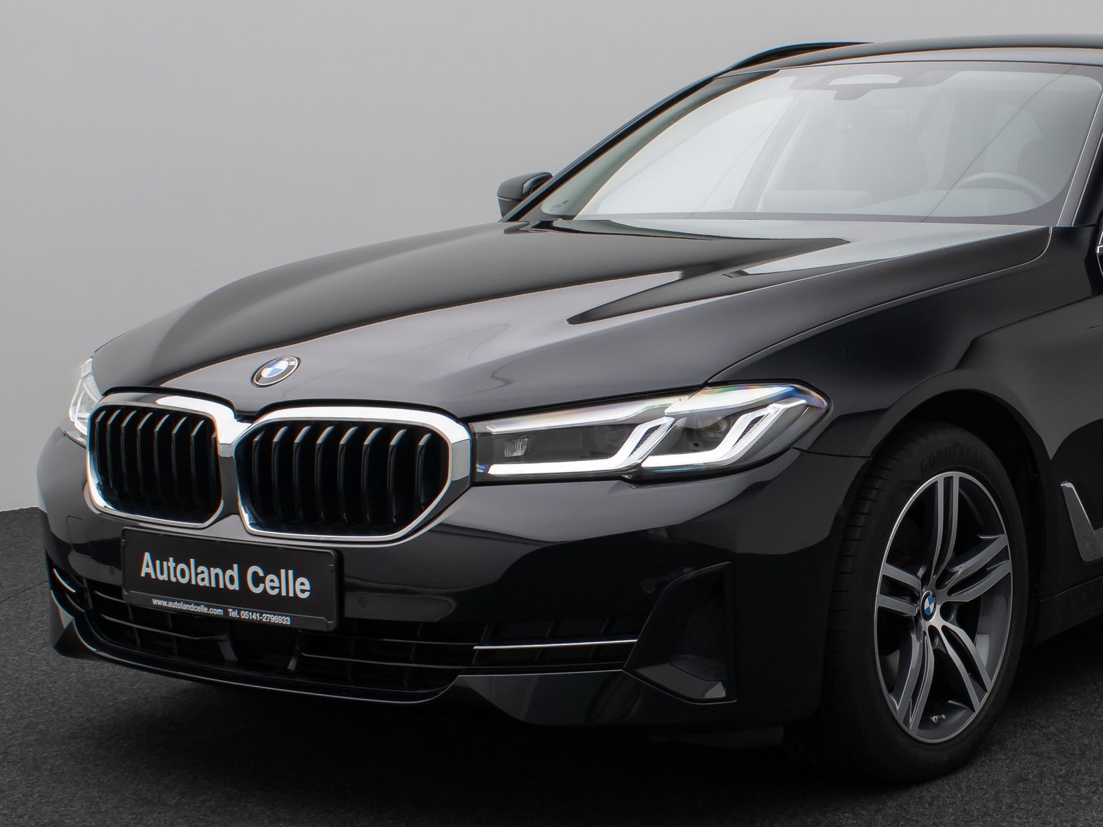 Fahrzeugabbildung BMW 520d xD ACC H/K Kamera Alarm DAB Leder 18Zoll