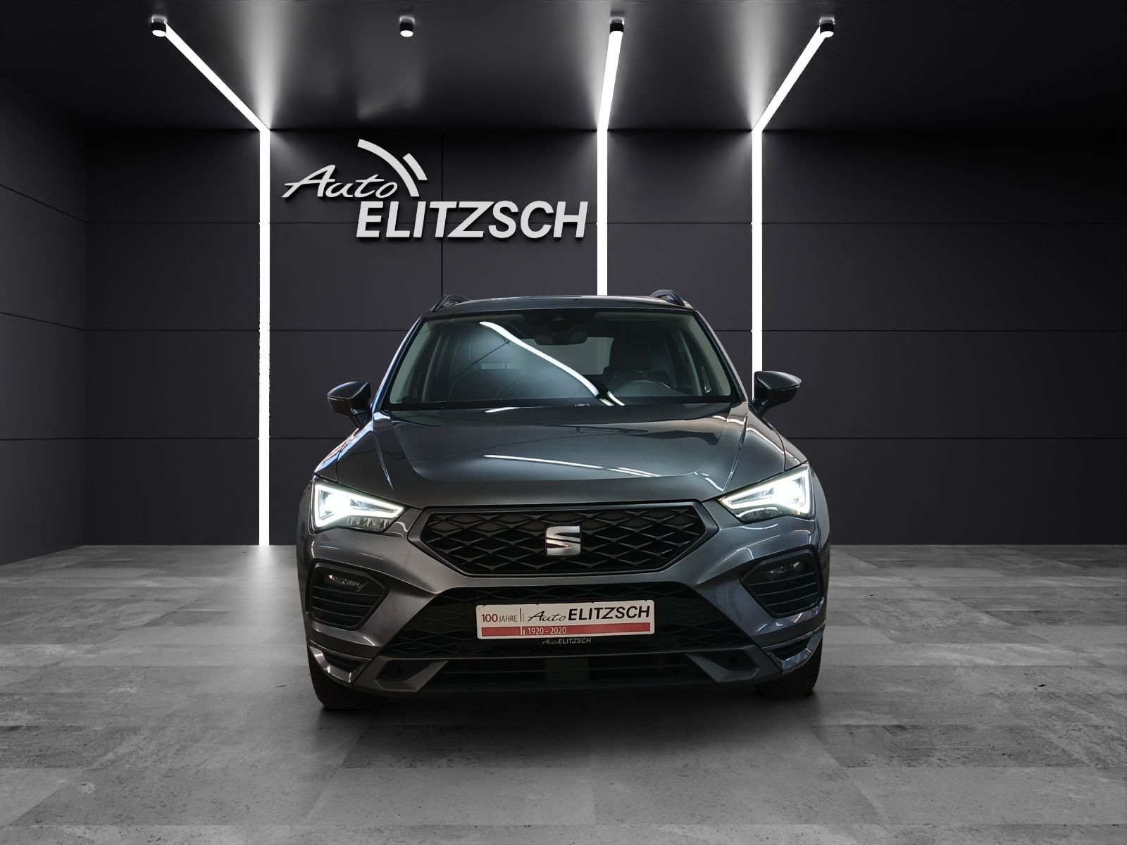 Fahrzeugabbildung SEAT Ateca TSI FR LED AHK Navi AID ACC RFK SH