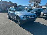 BMW X3 2.0d / PDC /Pano/Navi/Xenon - BMW X3 bis 5.000 Euro