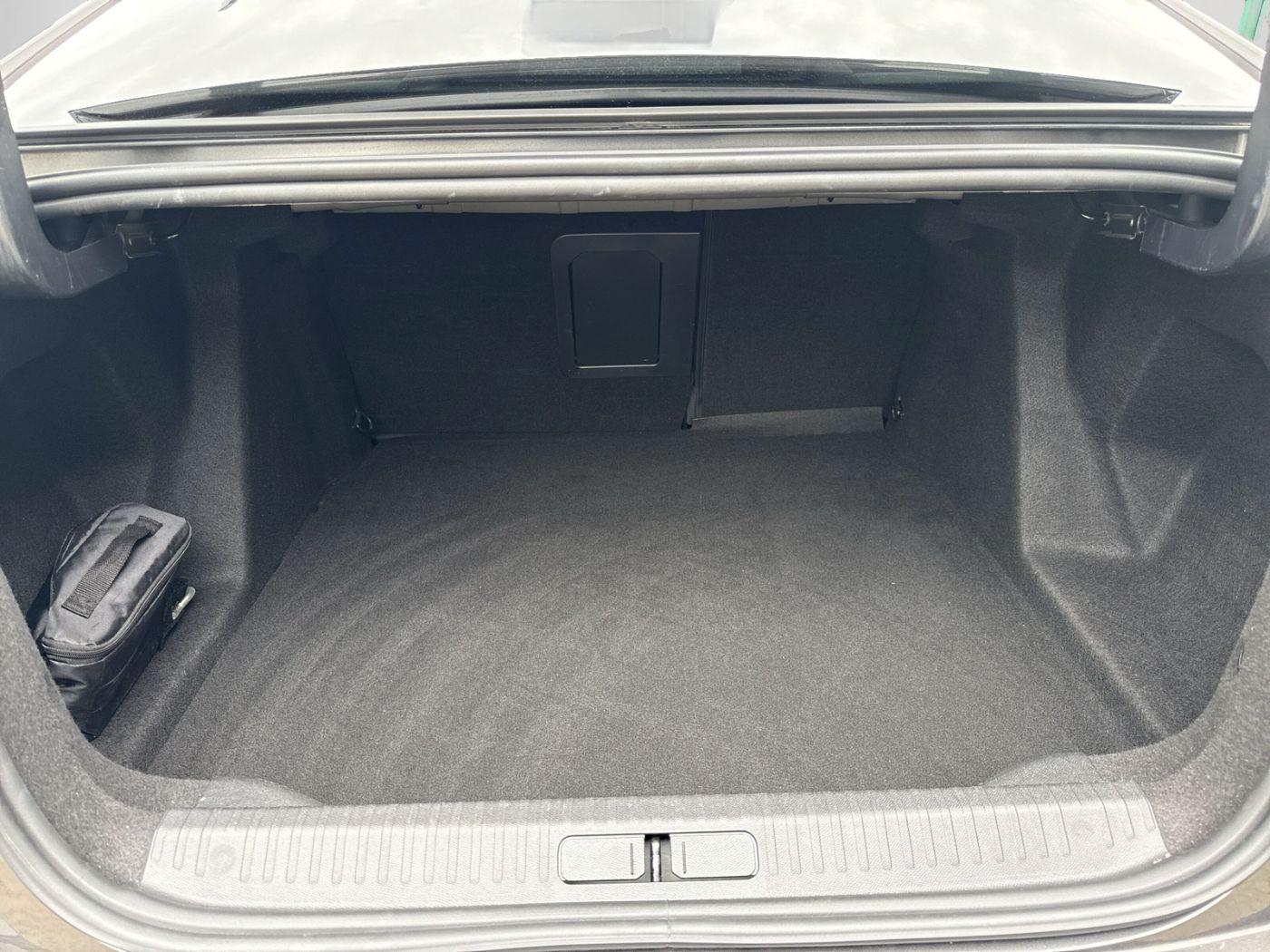 Citroën ë-C4 X e C4 X e-Shine ACC+Alcantara+LED