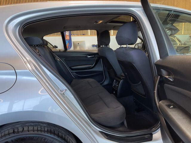 BMW 118  1 Lim. 5-trg. 118 i *NAVI*PDC*SZHZ*TEMPOMAT