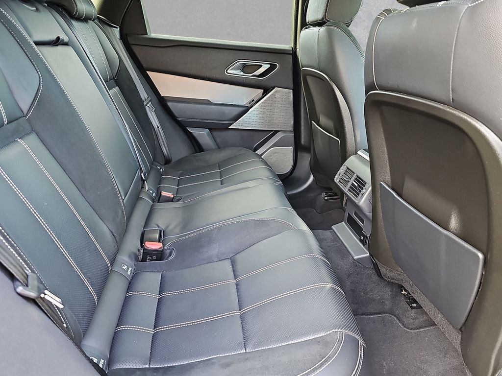 Land Rover Range Rover Velar D300 R-Dynamic SE Winter Paket