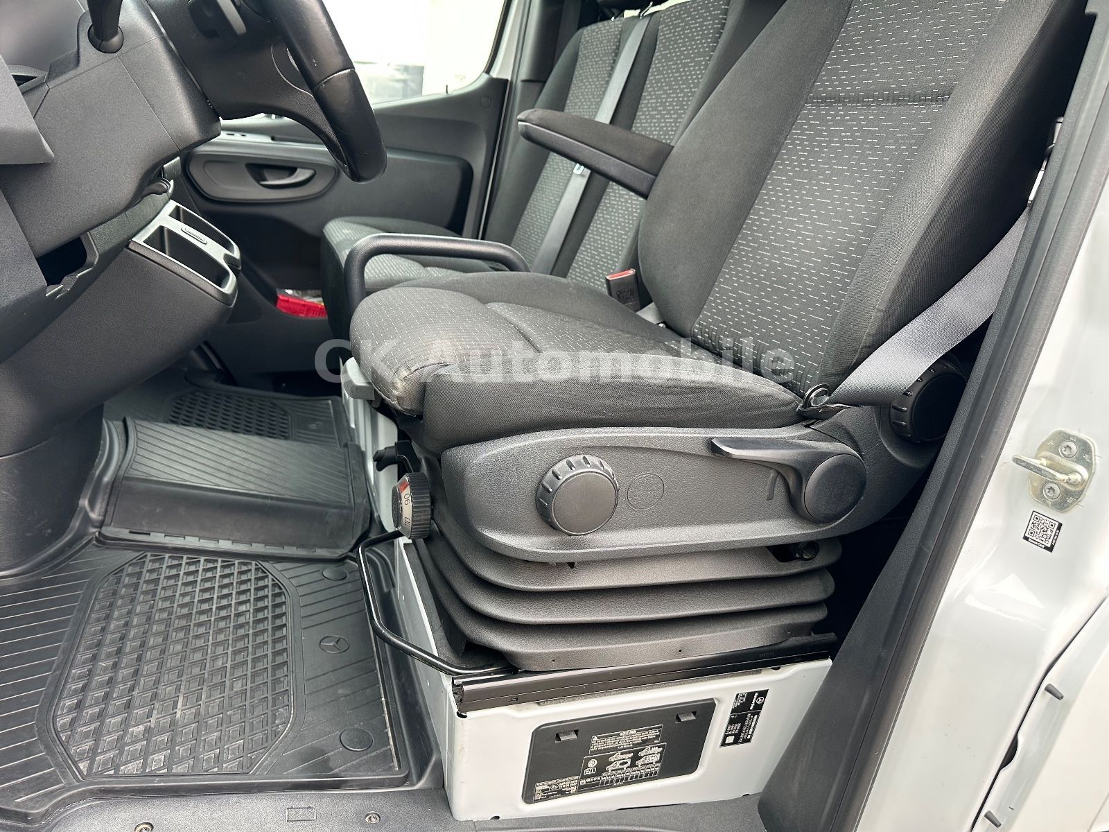 Fahrzeugabbildung Mercedes-Benz Sprinter III Tourer 316 CDI Autom/9 Sitze/Kamera