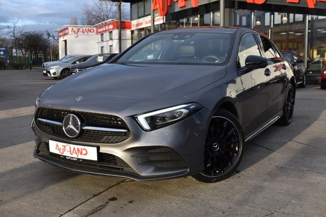 Mercedes-Benz A250e Lim AMG Line Multibeam Burmester Standhzg