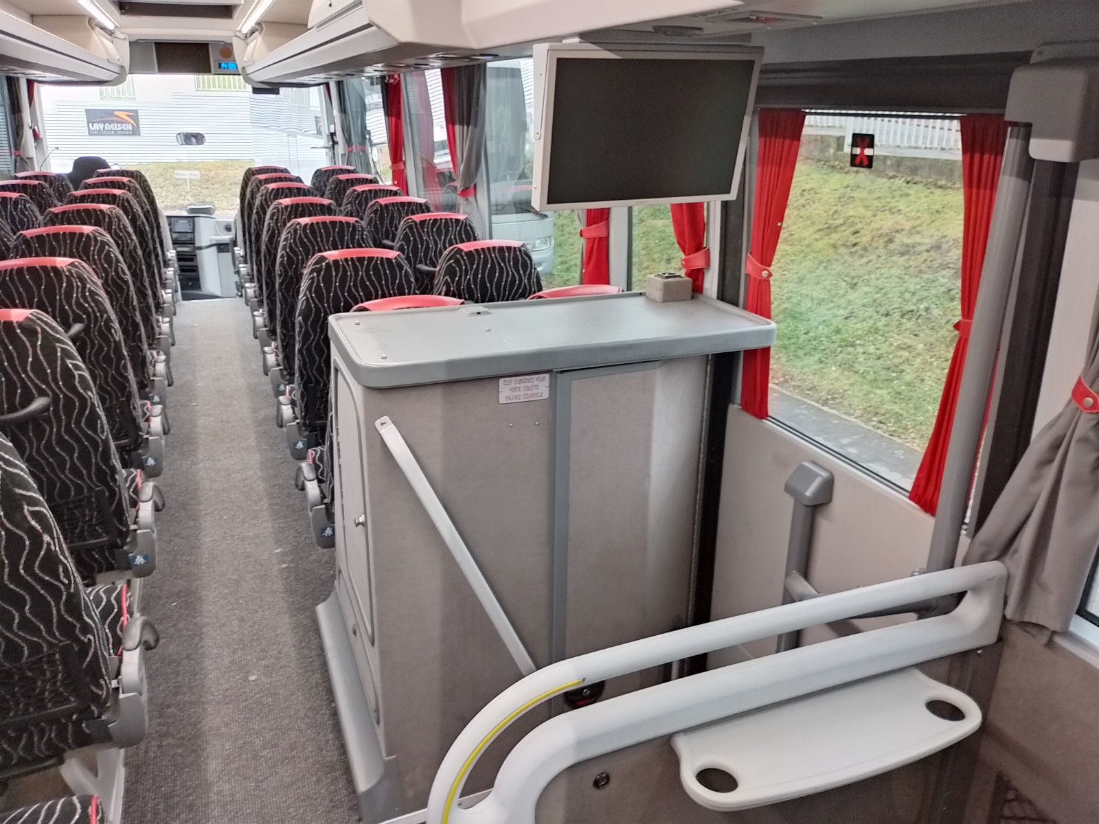 VANHOOL  2019 - Image 40 of 50