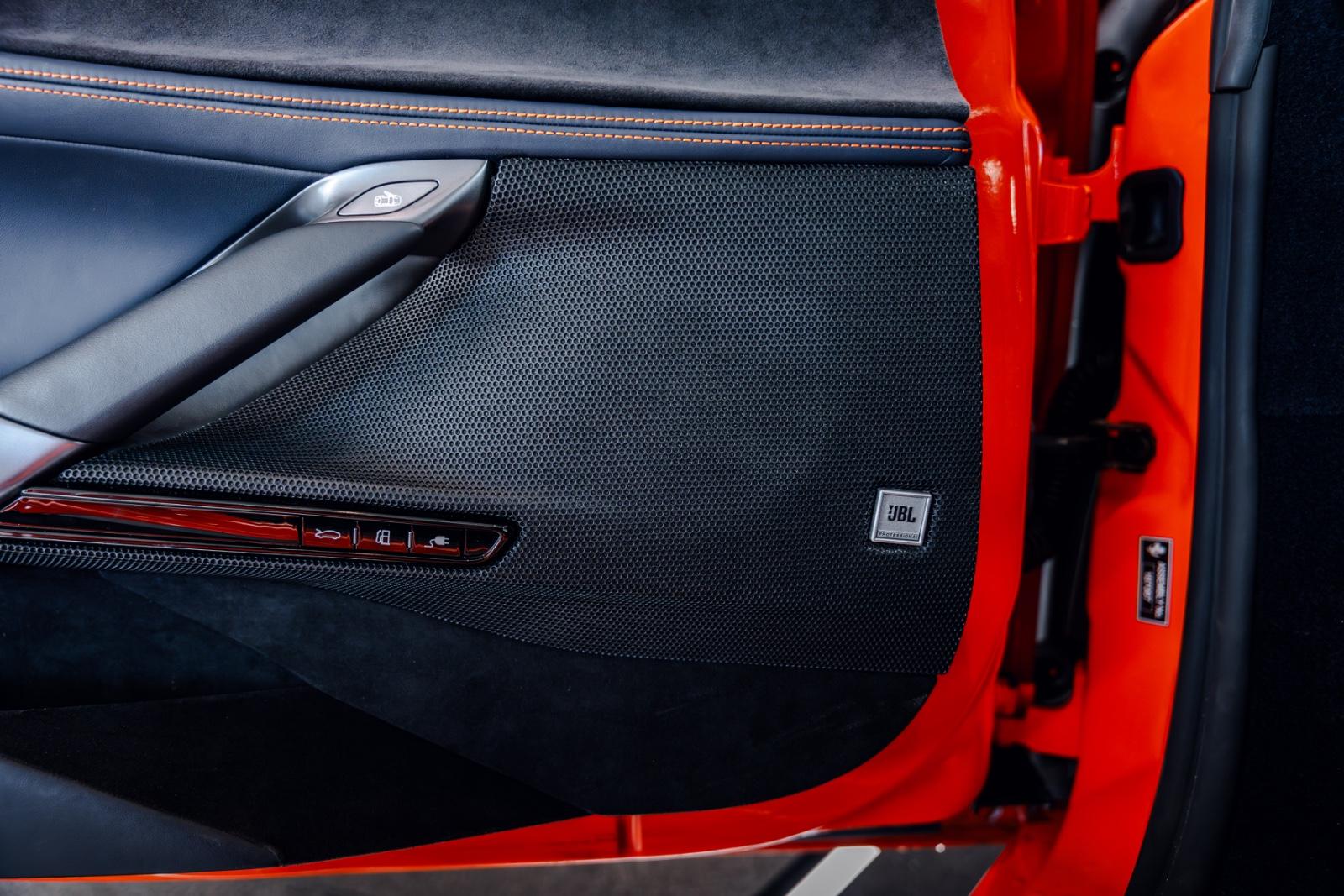 Ferrari SF90 Stradale*Lift*JBL*Carbon*Passenger-Display*