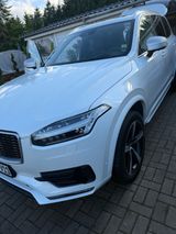 Volvo XC90 T6 AWD R-Design Perlmutt weiß - Volvo XC90: R Design