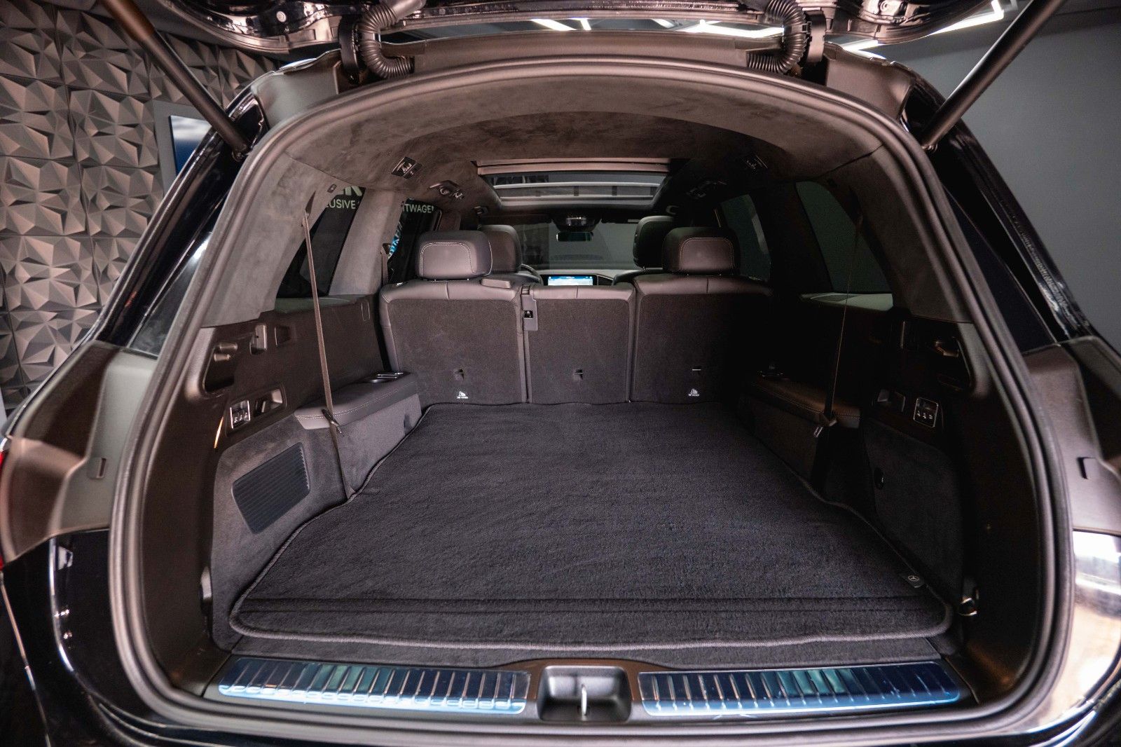 Fahrzeugabbildung Mercedes-Benz GLS 63 AMG 4Matic+ Driver's Package Carbon *ACC*