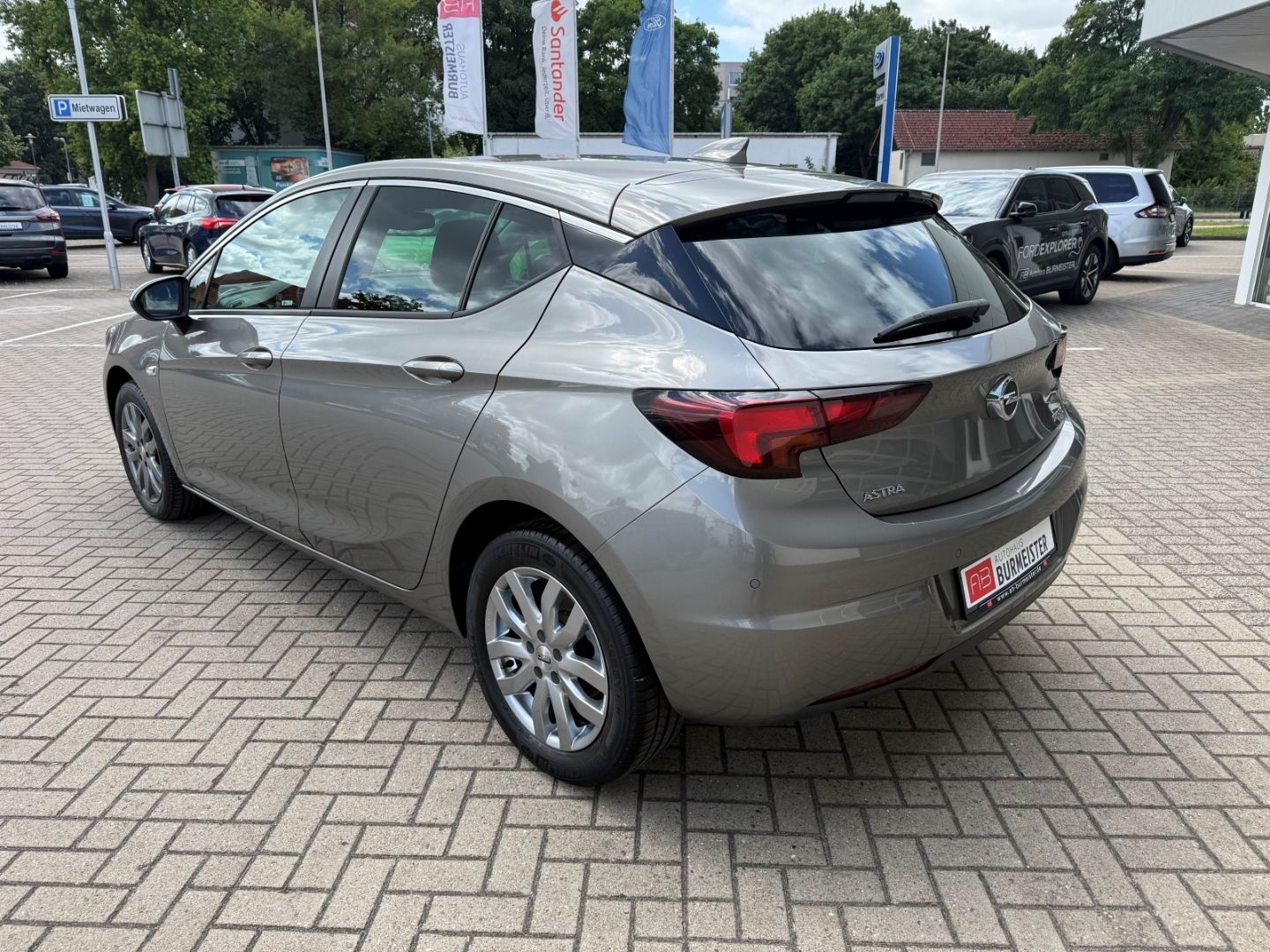 Fahrzeugabbildung Opel Astra K Edition Navi CarPlay  VZE GJR Musikstrea