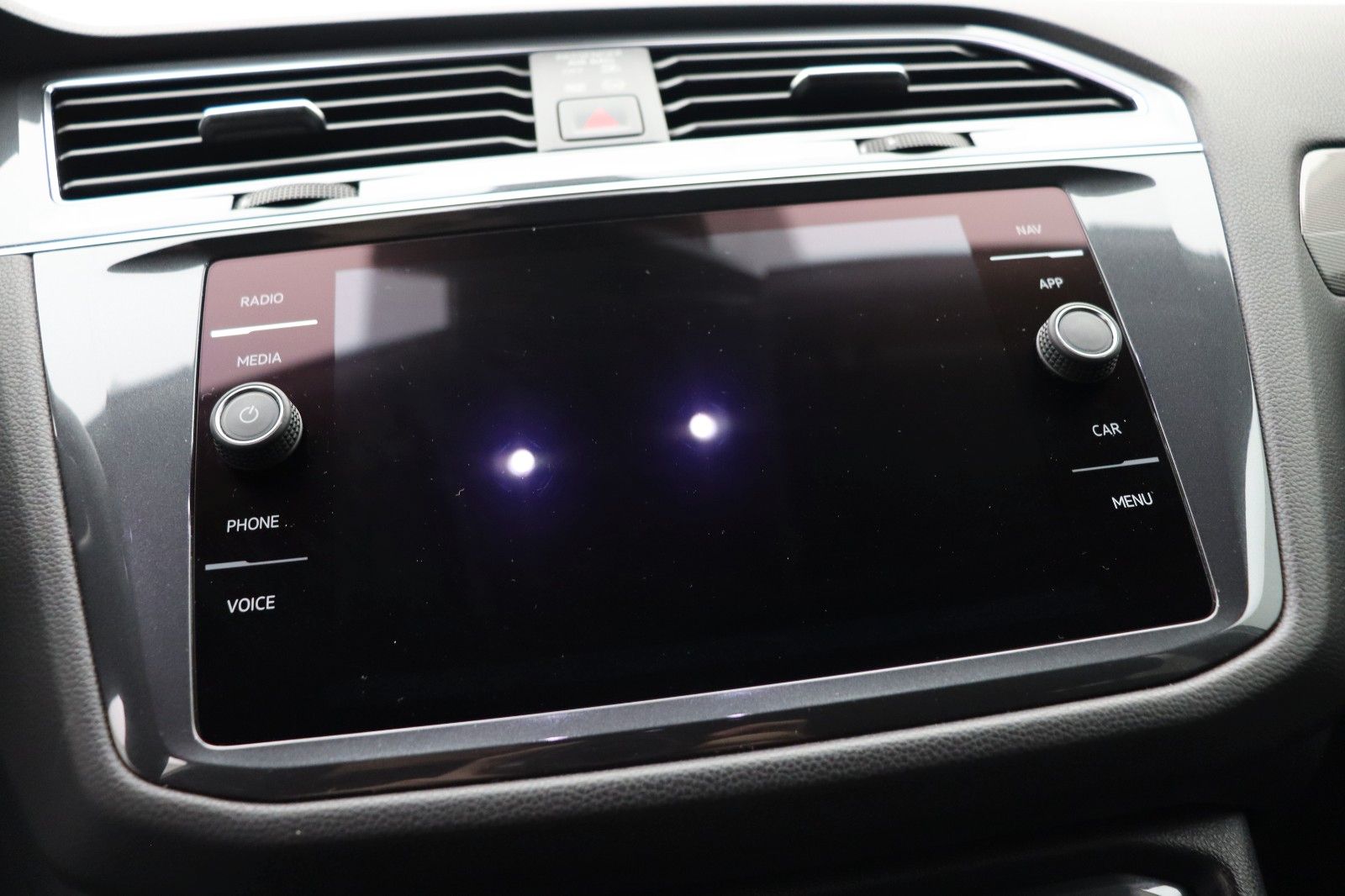 Fahrzeugabbildung Volkswagen Tiguan Allspace Life DSG ACC AHK 7Sitze LED