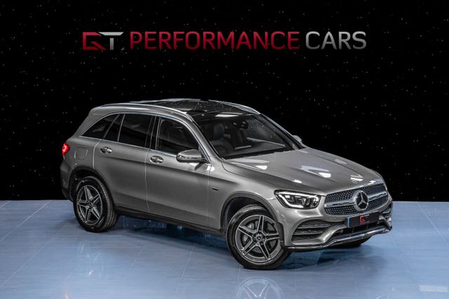 MERCEDES-BENZ GLC 300 de 4M AMG Pano Burm ACC Matrix Cockpit