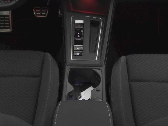 Golf VIII ACTIVE eTSI DSG MHEV+NAVI+ACC+SITZHEIZ