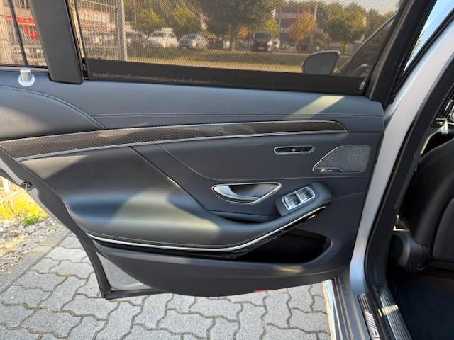 Mercedes-Benz S 63 AMG