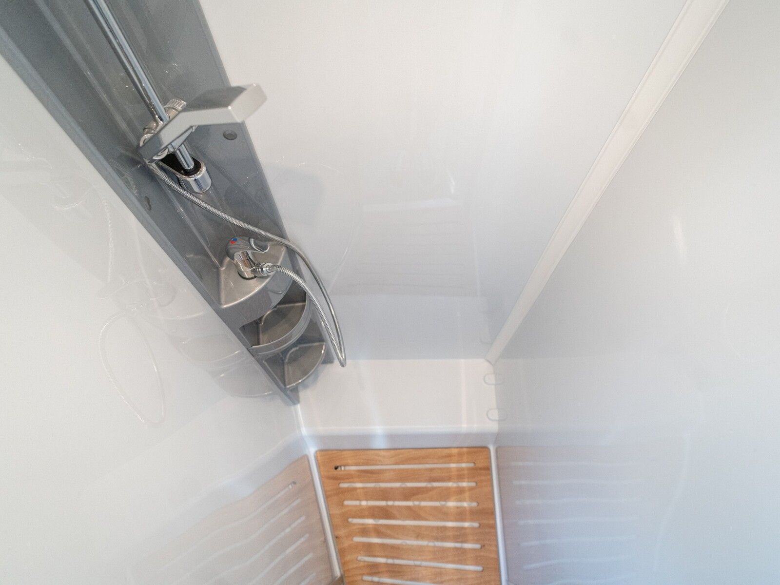 Fahrzeugabbildung Dethleffs Just Camp T 7052 EB Navi/RFK SAT/TV Markise uvm.