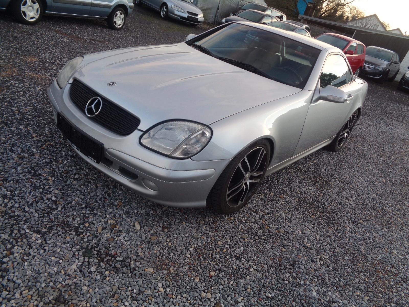 Mercedes-Benz SLK 320
