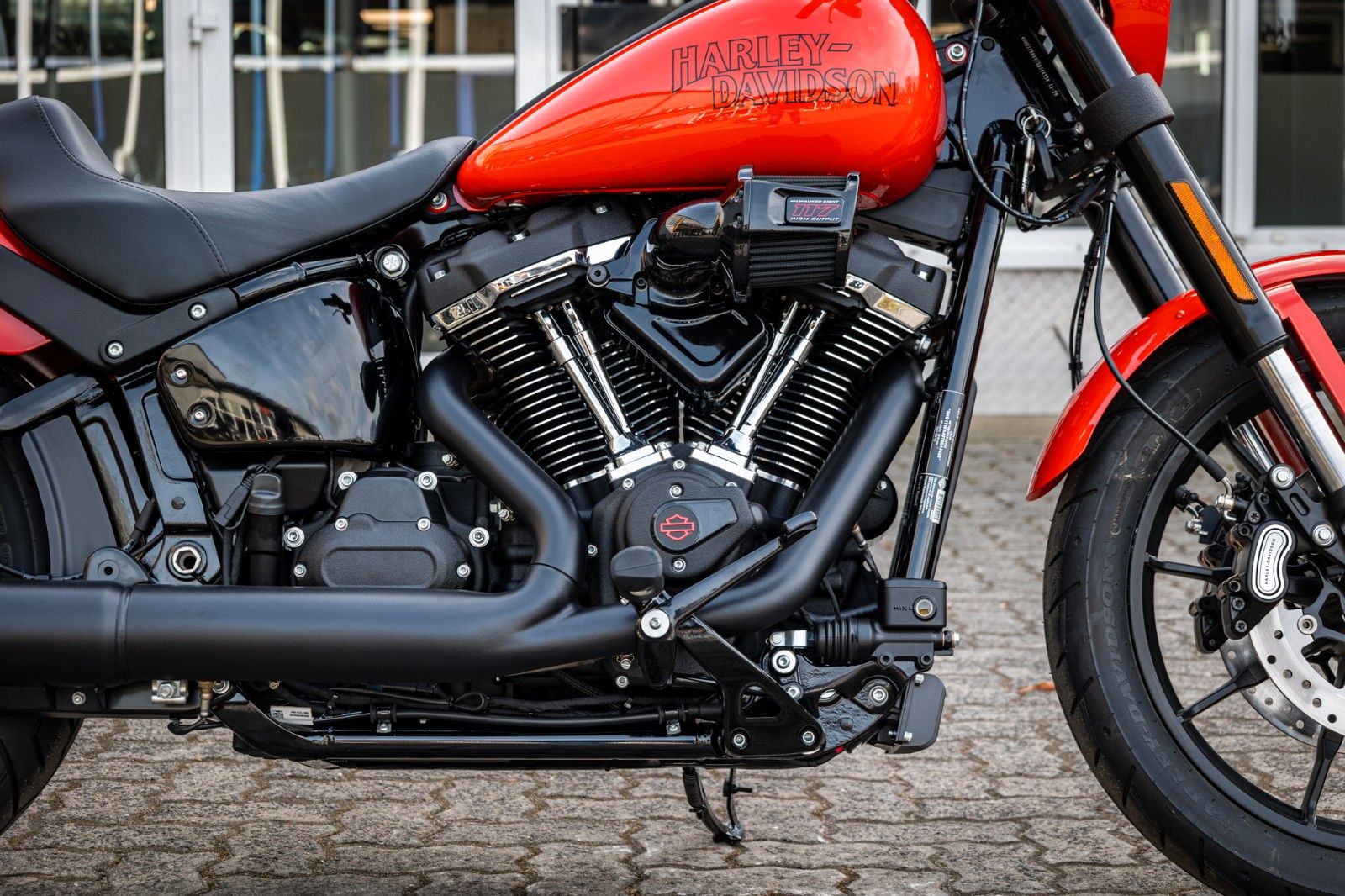 Fahrzeugabbildung Harley-Davidson FXLRS LOW RIDER S 117 MY26