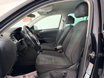 Volkswagen Tiguan - 5