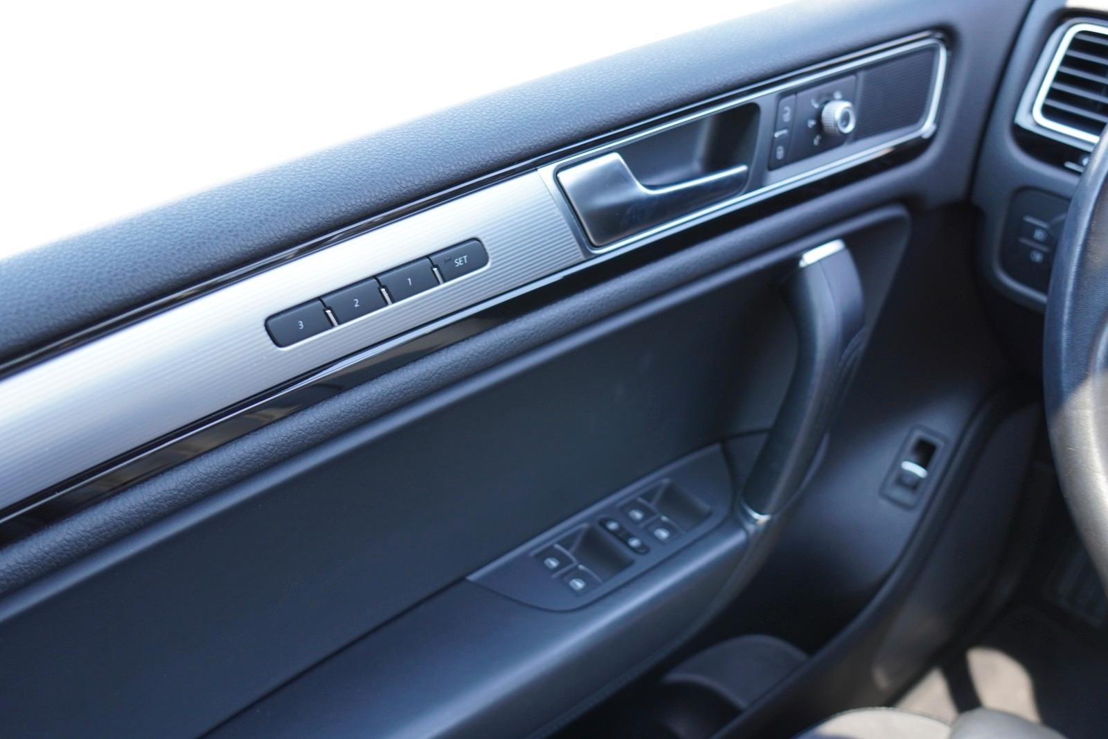 Volkswagen Touareg V6 TDI-R-line 4Motion +3 JAHRE GARANTIE