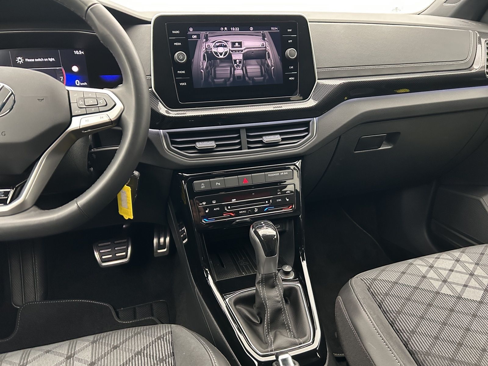 Volkswagen T-Cross - Bild 6