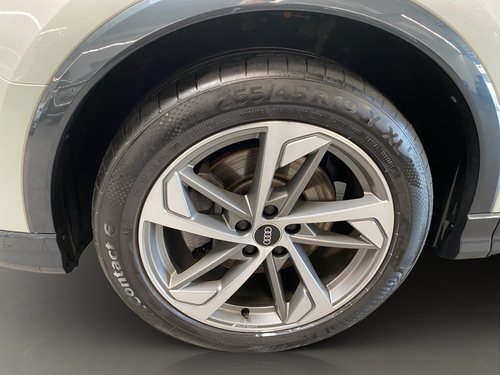 Audi Q3 Sportback 40 TDI quattro S-Line S-line LM foto 7